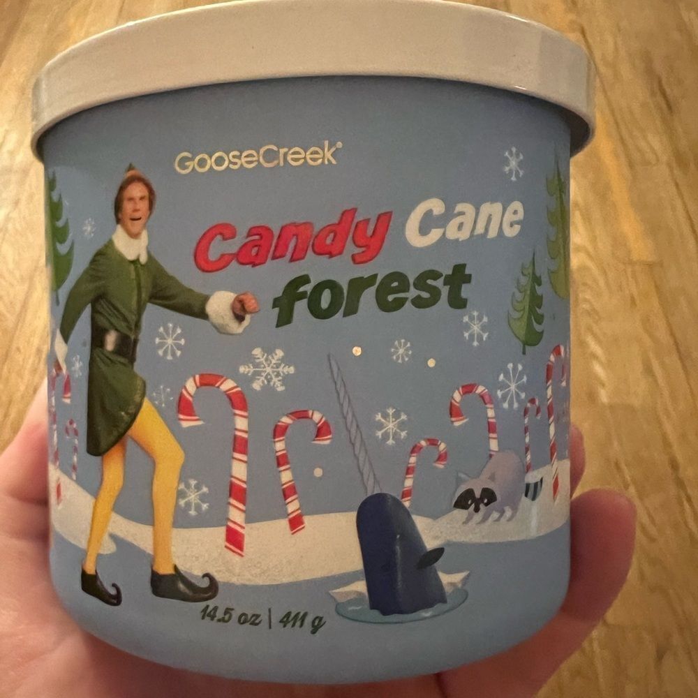 Goose Creek Limited Edition ELF 3 Wick Candle Candy Cane Forest 14.5 oz